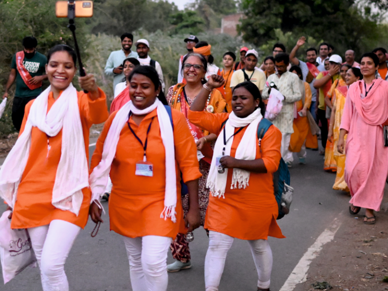 Spiritual moments during the guided Narmada Parikrama
